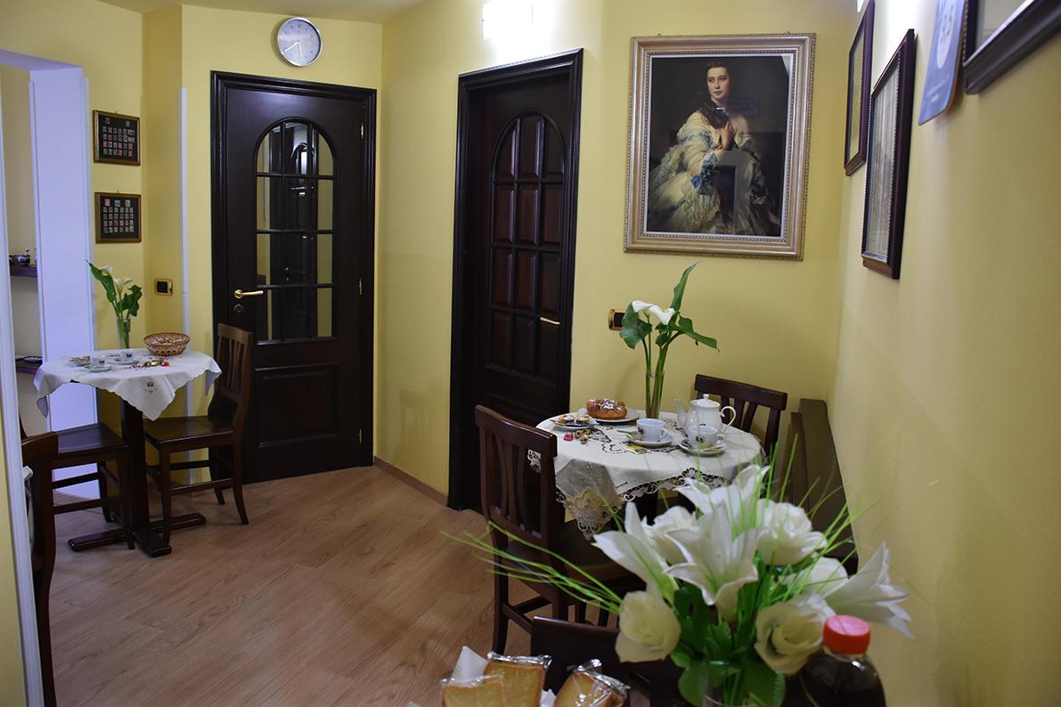 B&B La Casa Di Luigi Giardini Naxos Exteriör bild