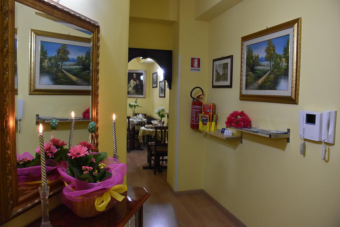 B&B La Casa Di Luigi Giardini Naxos Exteriör bild